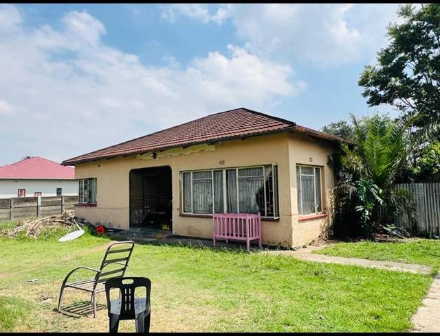 4 BEDROOM HOUSE FOR SALE IN STRUBENVALE